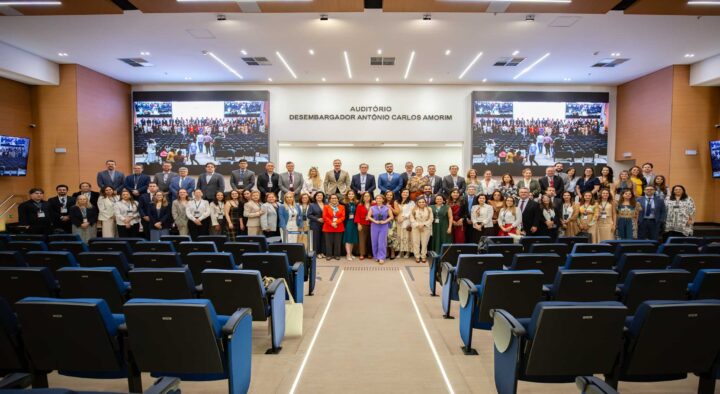 Inteligência artificial e proteção de direitos marcam debates no segundo dia de encontro